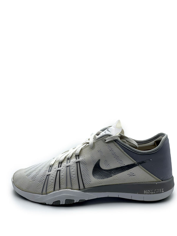 Nike Womens Free TR 6